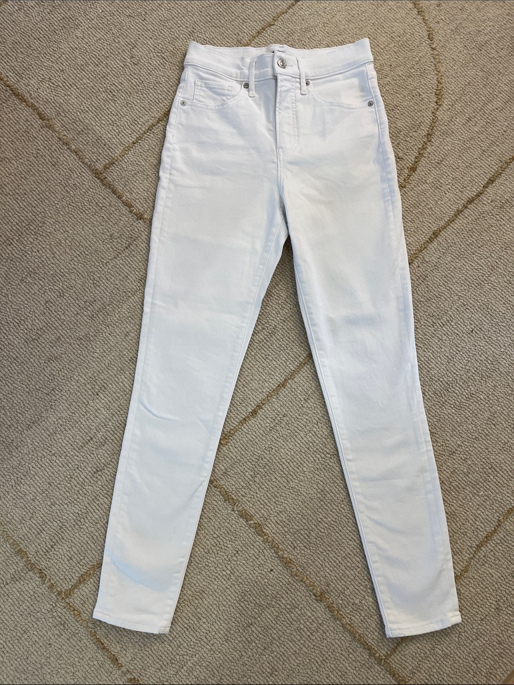 Express White Women's Skinny Jeans